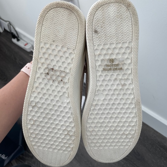 Bobbles & Lace Tau Crocodile Sneakers - Picture 5 of 5